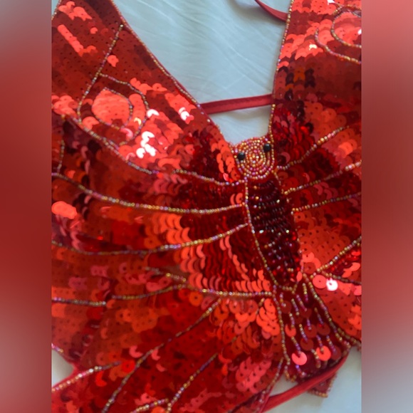 Beaded butterfly top - Picture 3 of 7